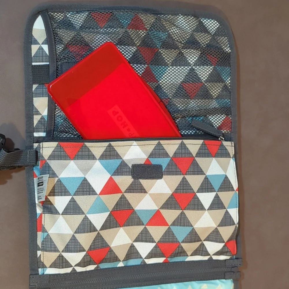 Skip Hop Pronto Baby Changing Station Portable Wristlet Triangle pattern